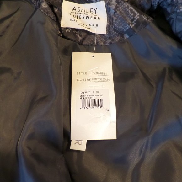 Ashley by 26 International Women’s Puffer Jacket - NWT – Size Large - Picture 5 of 5